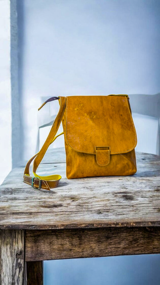 Handcrafted Leather Crossbody Bag – Golden Brown